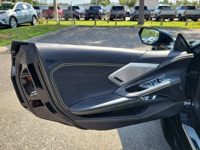 2023 Chevrolet Corvette 3LZ - Photo 32