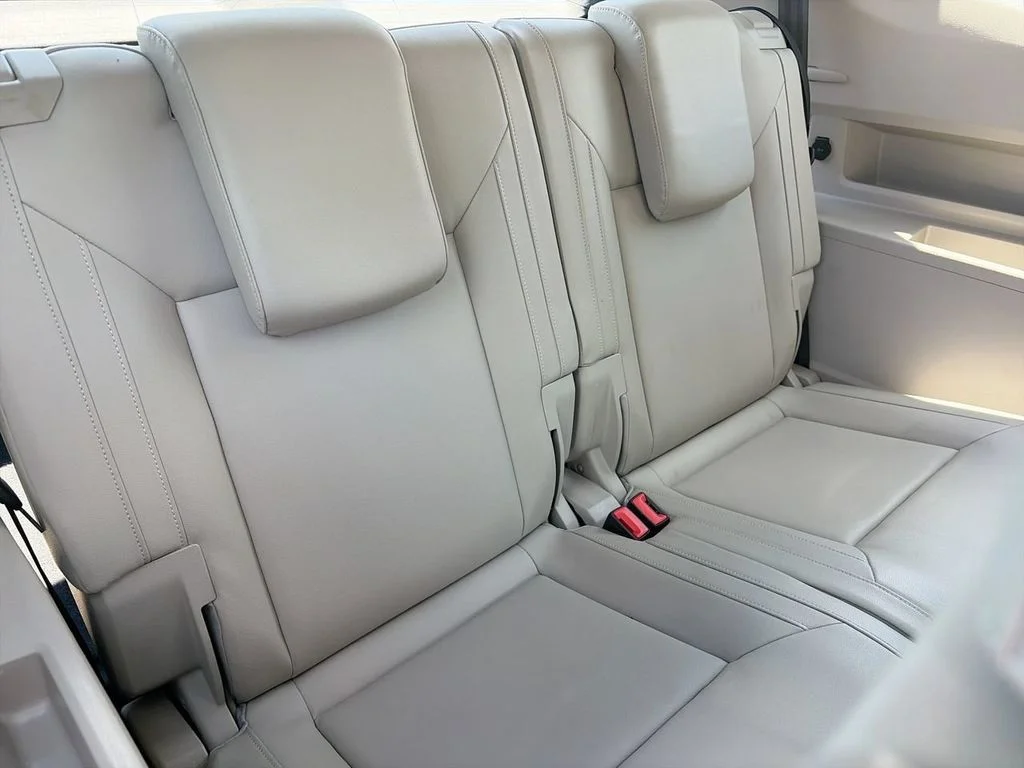 Used 2019 Pure White Volkswagen SEL image 15