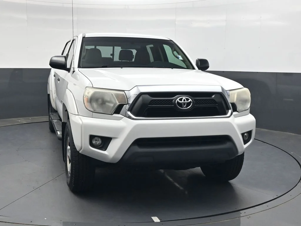 Used 2015 White Toyota PreRunner image 13