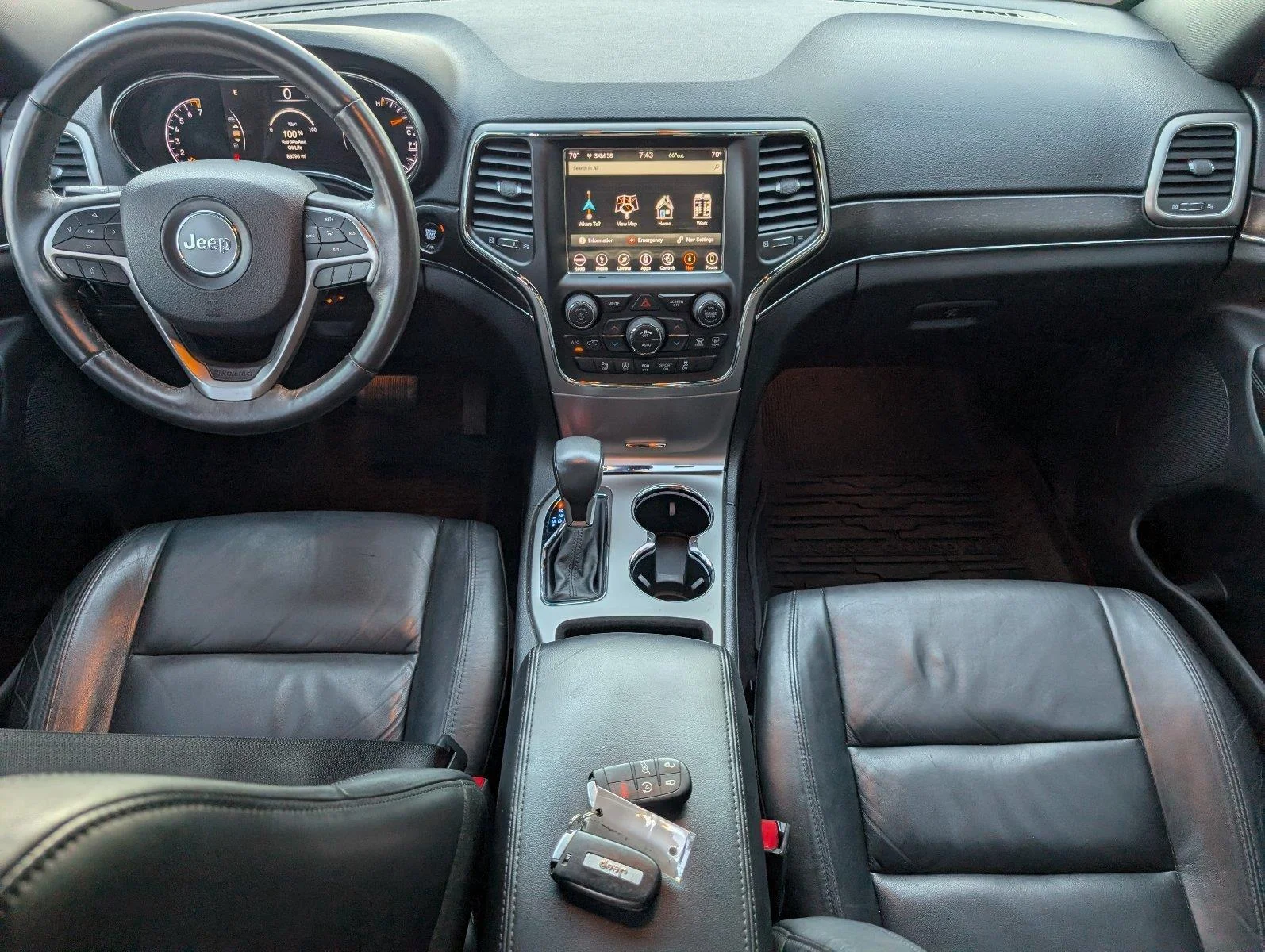 Used 2018 Granite Crystal Metallic Clearcoat Jeep Limited image 32