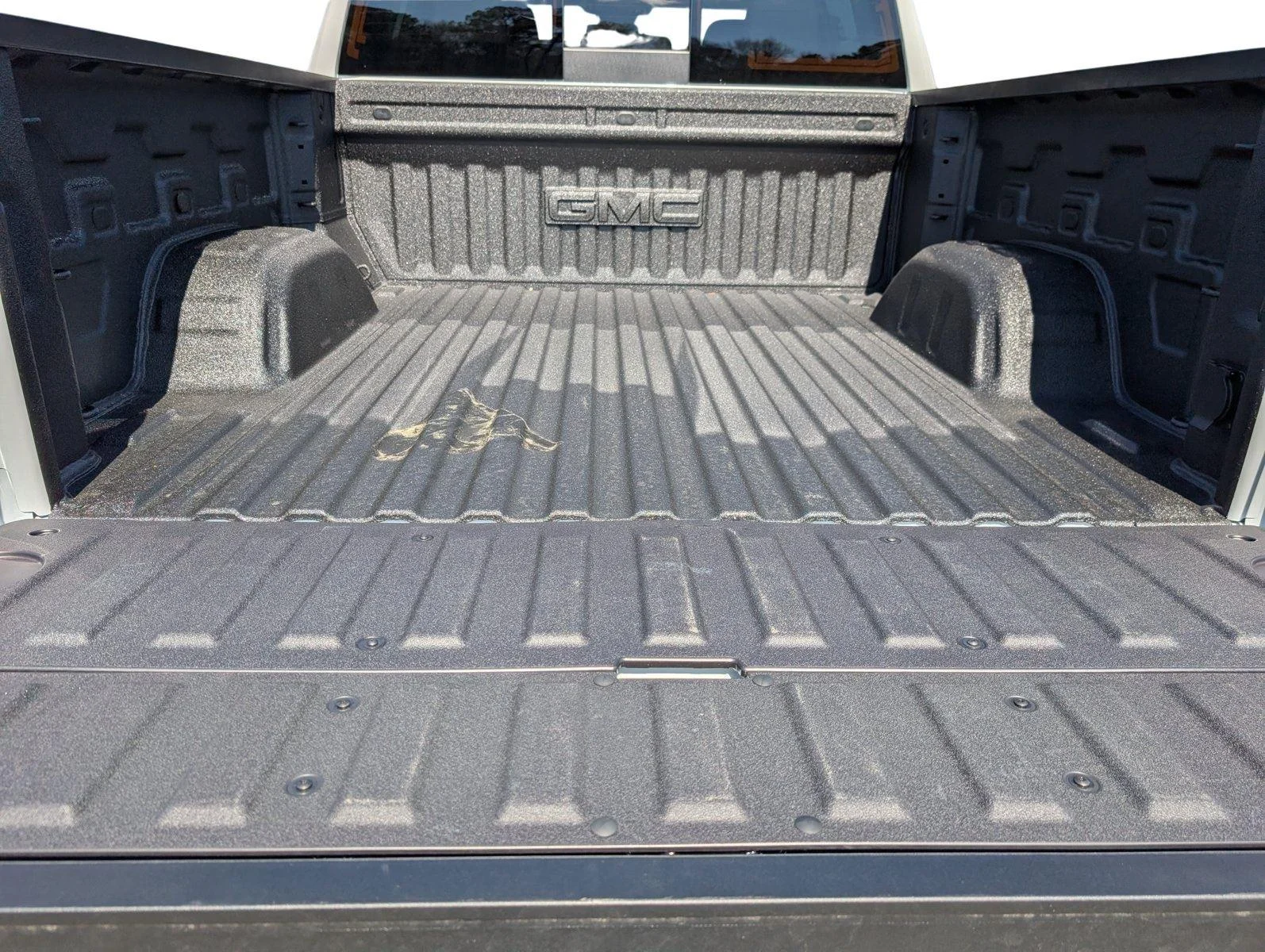 New 2026 Summit White GMC SLT image 36