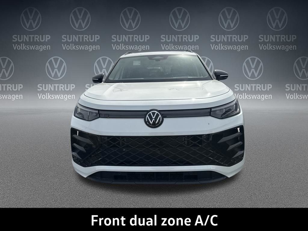 New 2026  Volkswagen 2.0T SE R-Line Black image 9
