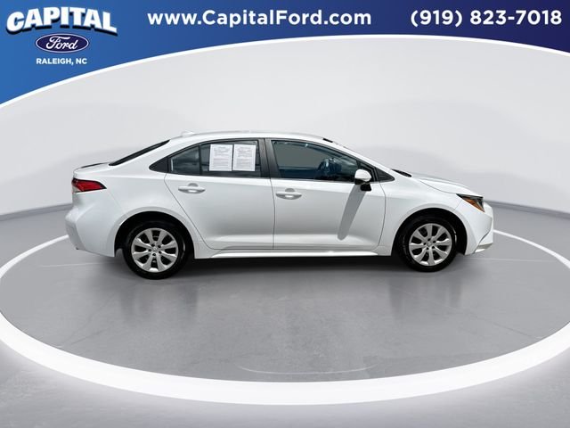 Used 2024 White Toyota LE image 9