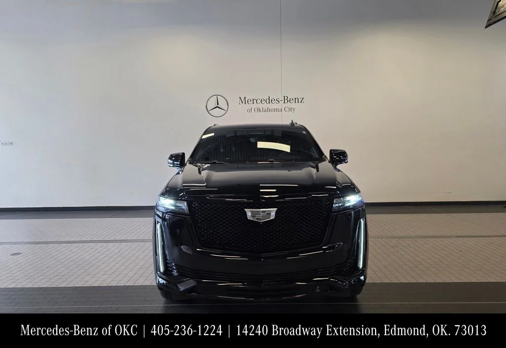 Used 2022 Black Cadillac Sport Platinum image 2