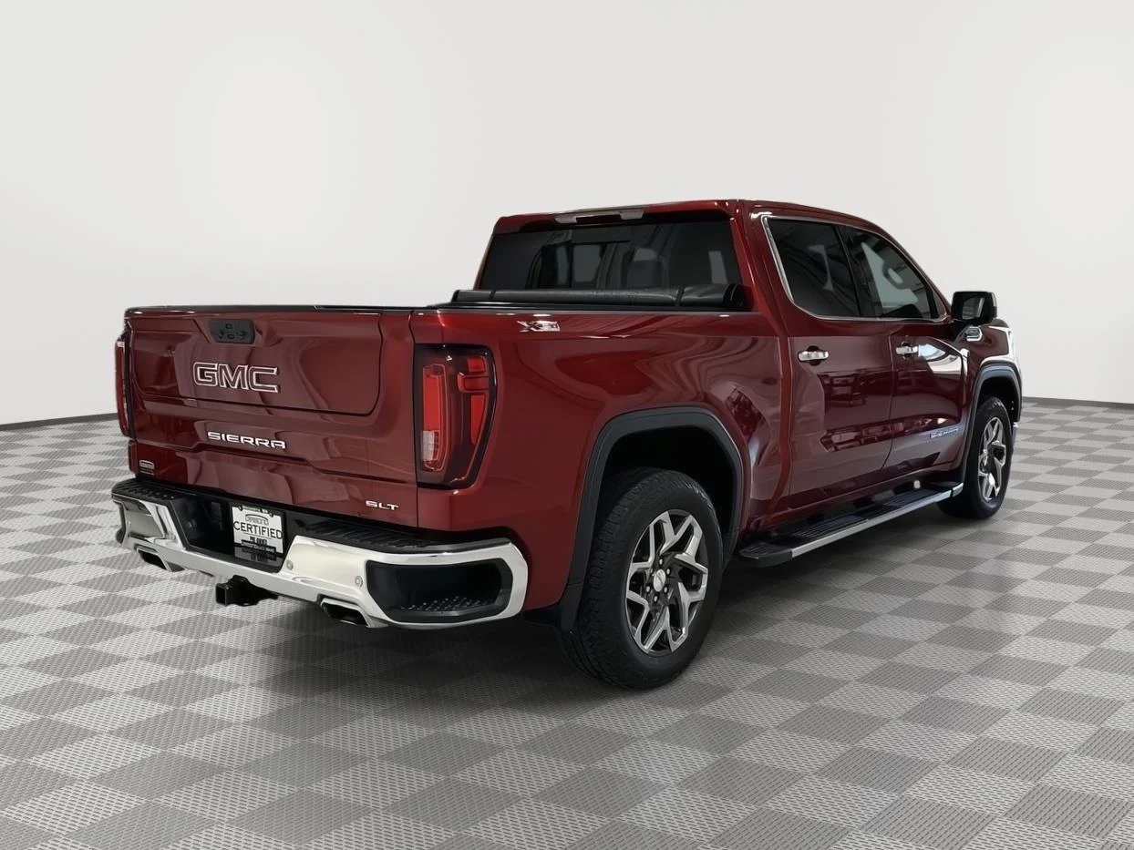 Used 2024 Volcanic Red Tintcoat GMC SLT image 5