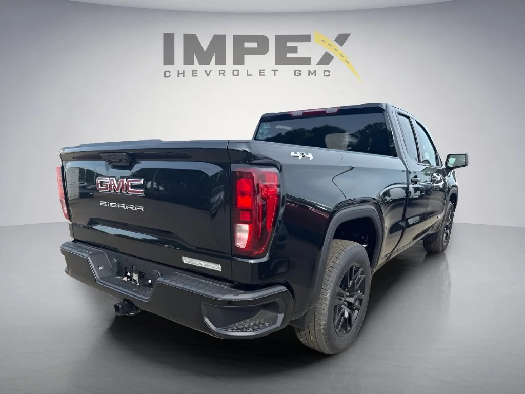 Used 2026 Onyx Black GMC Elevation image 4
