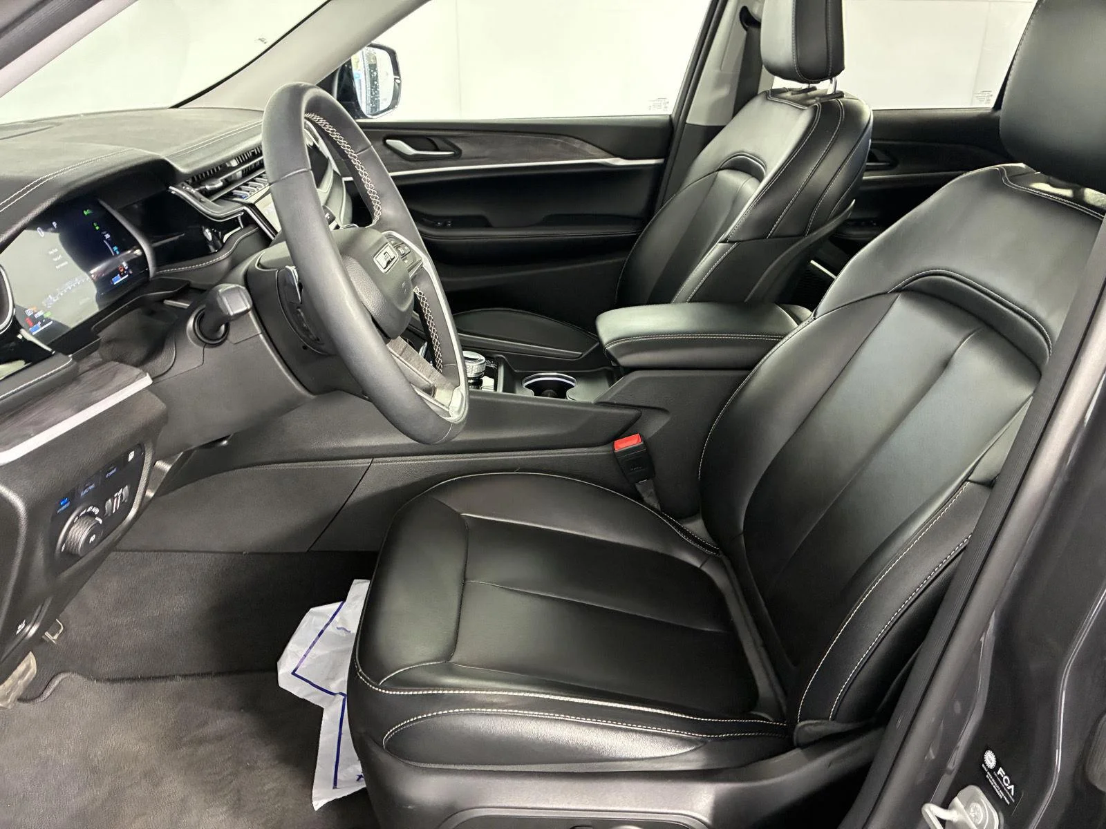 Used 2024 Baltic Gray Metallic Clearcoat Jeep 4xe image 23