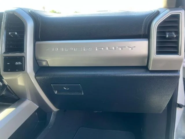 Used 2020 Oxford White Ford Lariat image 53