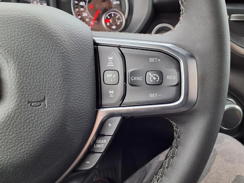 New 2026 Granite Crystal Metallic Clear-Coat Exterior Paint RAM Big Horn/Lone Star image 13