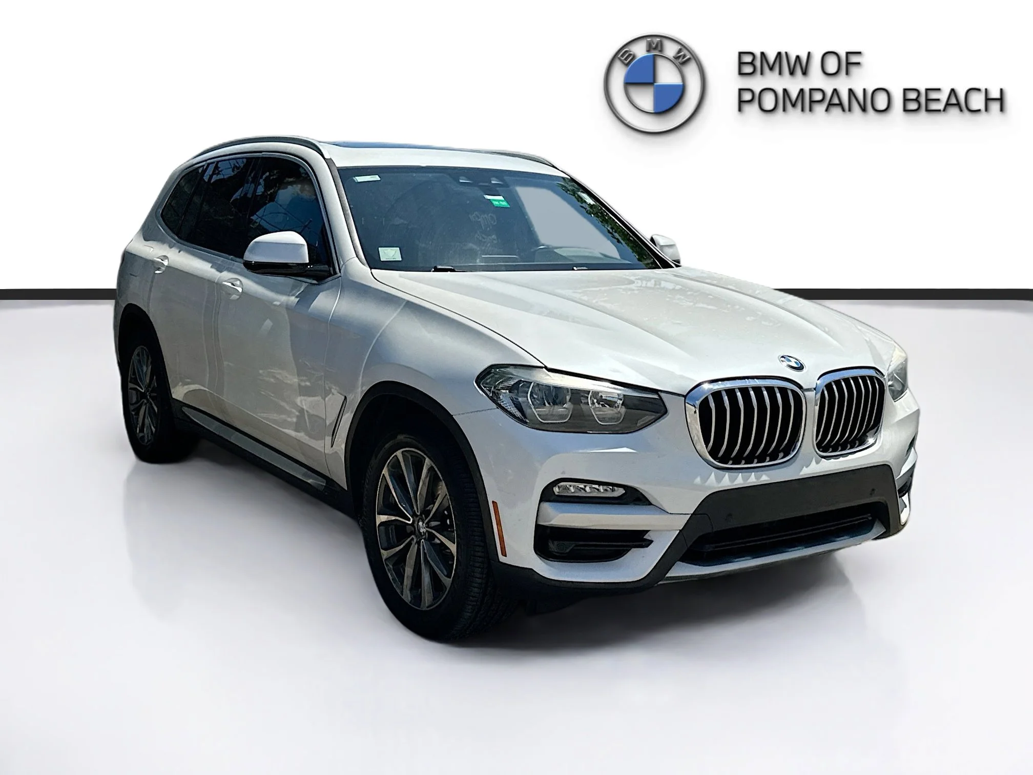 2019 BMW X3 sDrive30i's photo