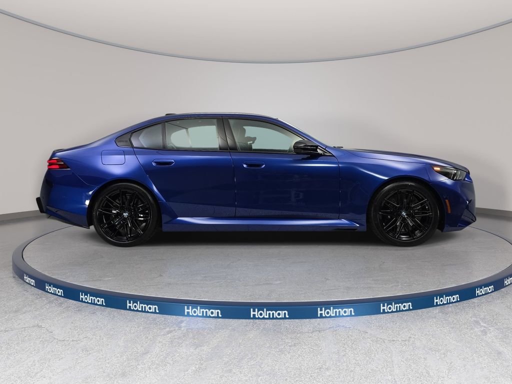 New 2026 Marina Bay Blue Metallic BMW  image 4