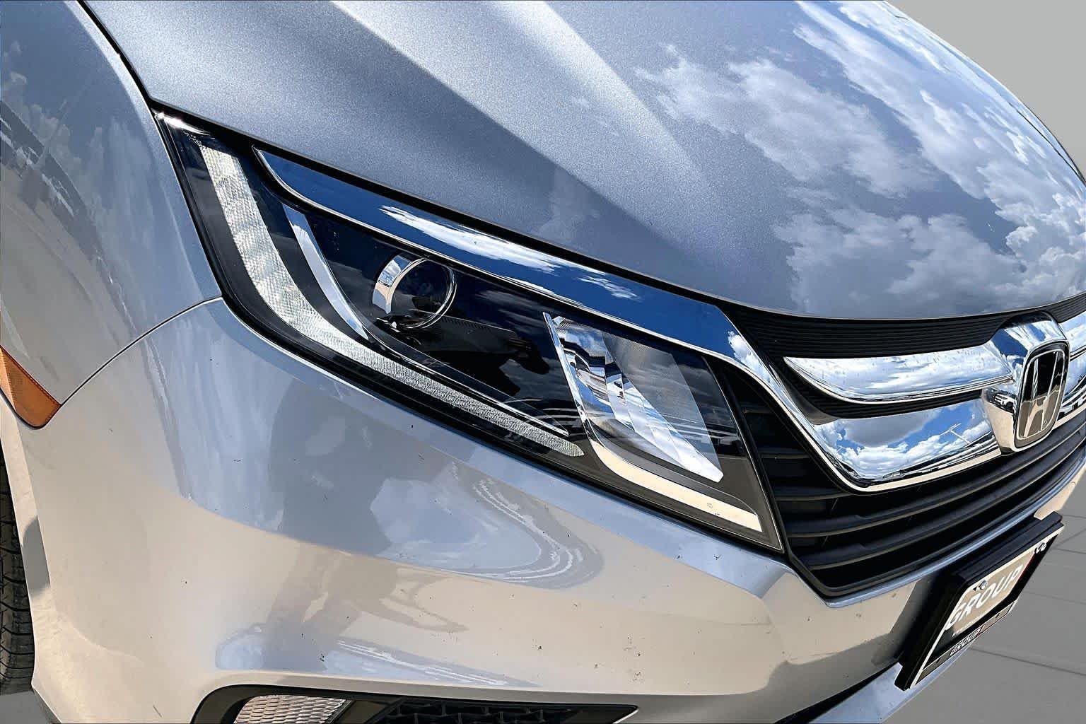 Used 2019 Lunar Silver Metallic Honda EX-L image 28