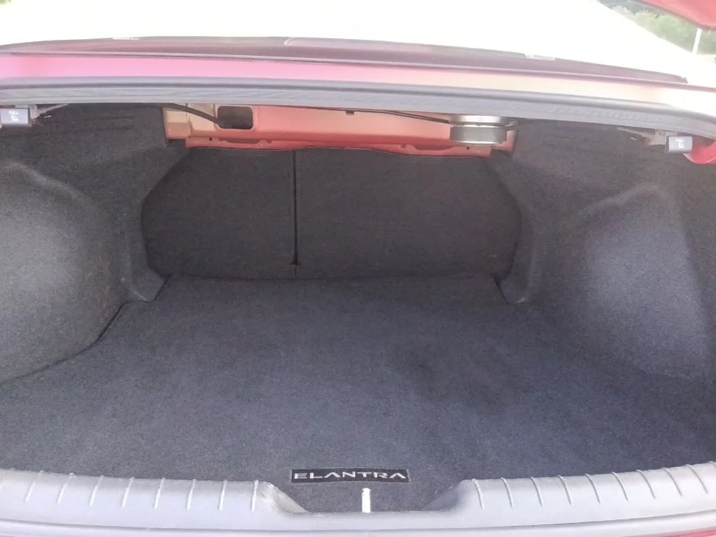 Used 2023 Red Hyundai Limited image 29