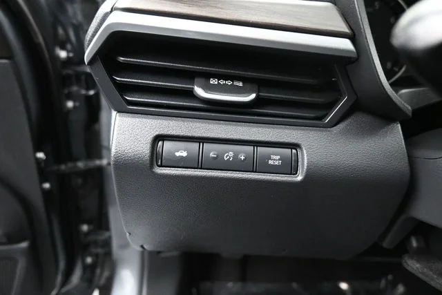 Used 2024 Gray Nissan 2.5 SV image 15