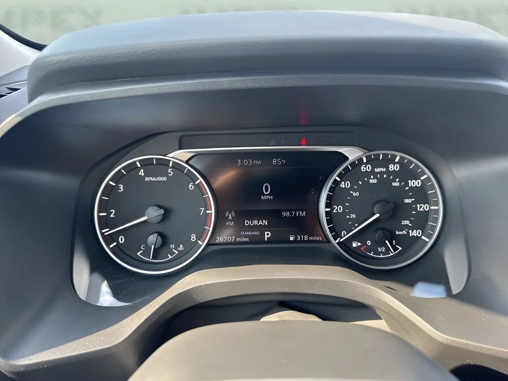 Used 2025 Gray Nissan SV image 21