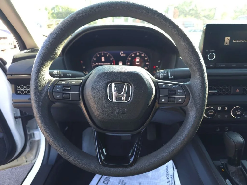 Used 2024 Platinum White Pearl Honda EX CVT image 12