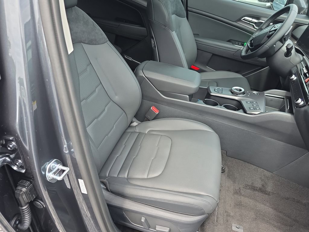 New 2026 Gravity Gray Kia SX-Prestige image 39