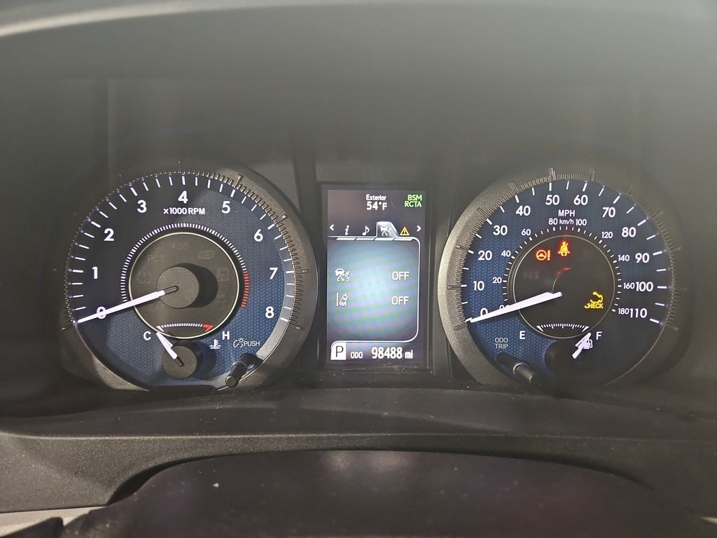 Used 2019 White Toyota LE image 16