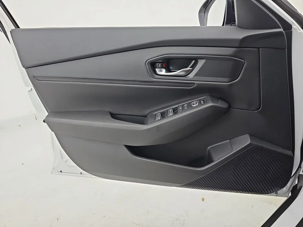 New 2026 Platinum White Pearl Honda SE image 28