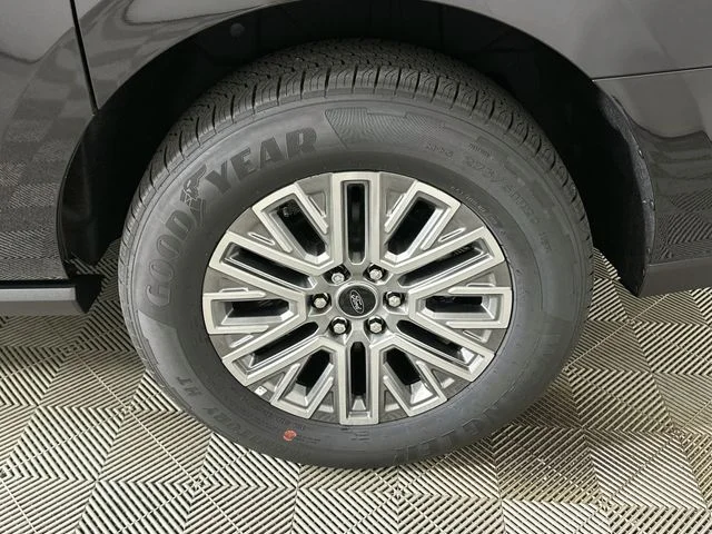 New 2027 Ford Expedition Max Platinum