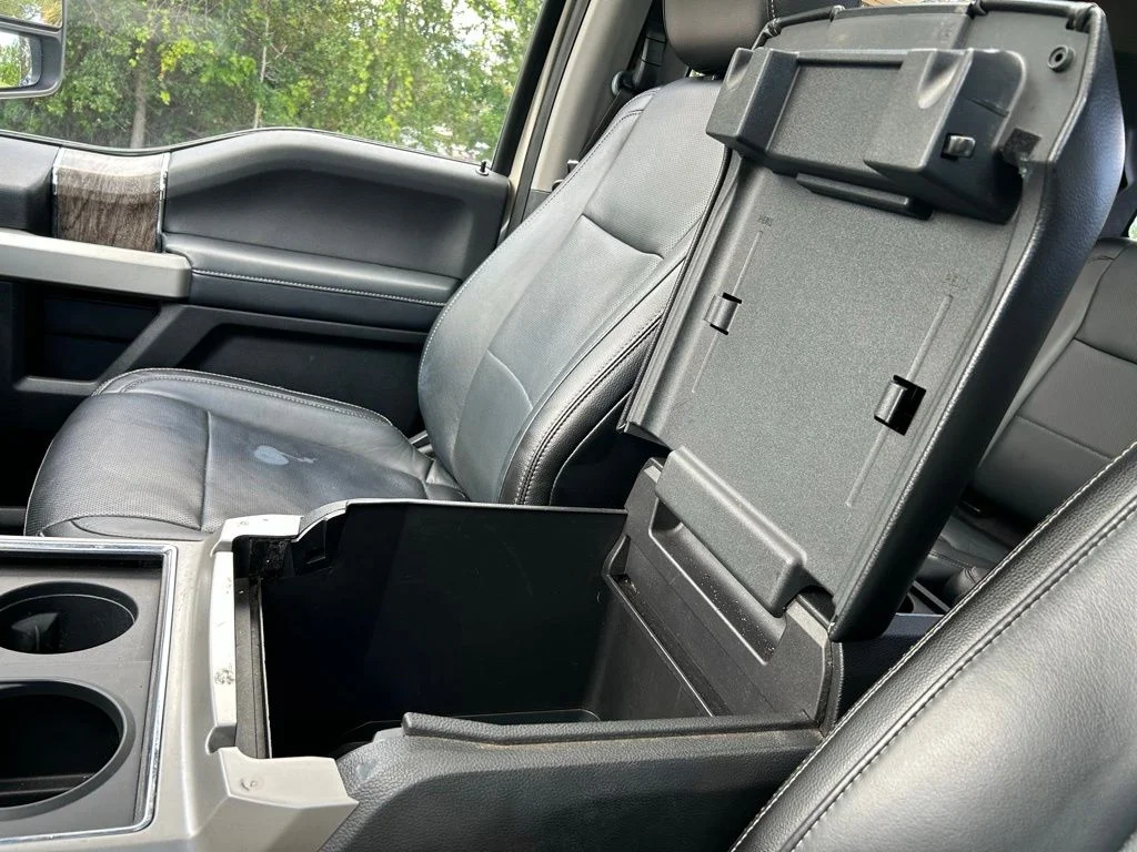 Used 2017 White Gold Metallic Ford Lariat image 38