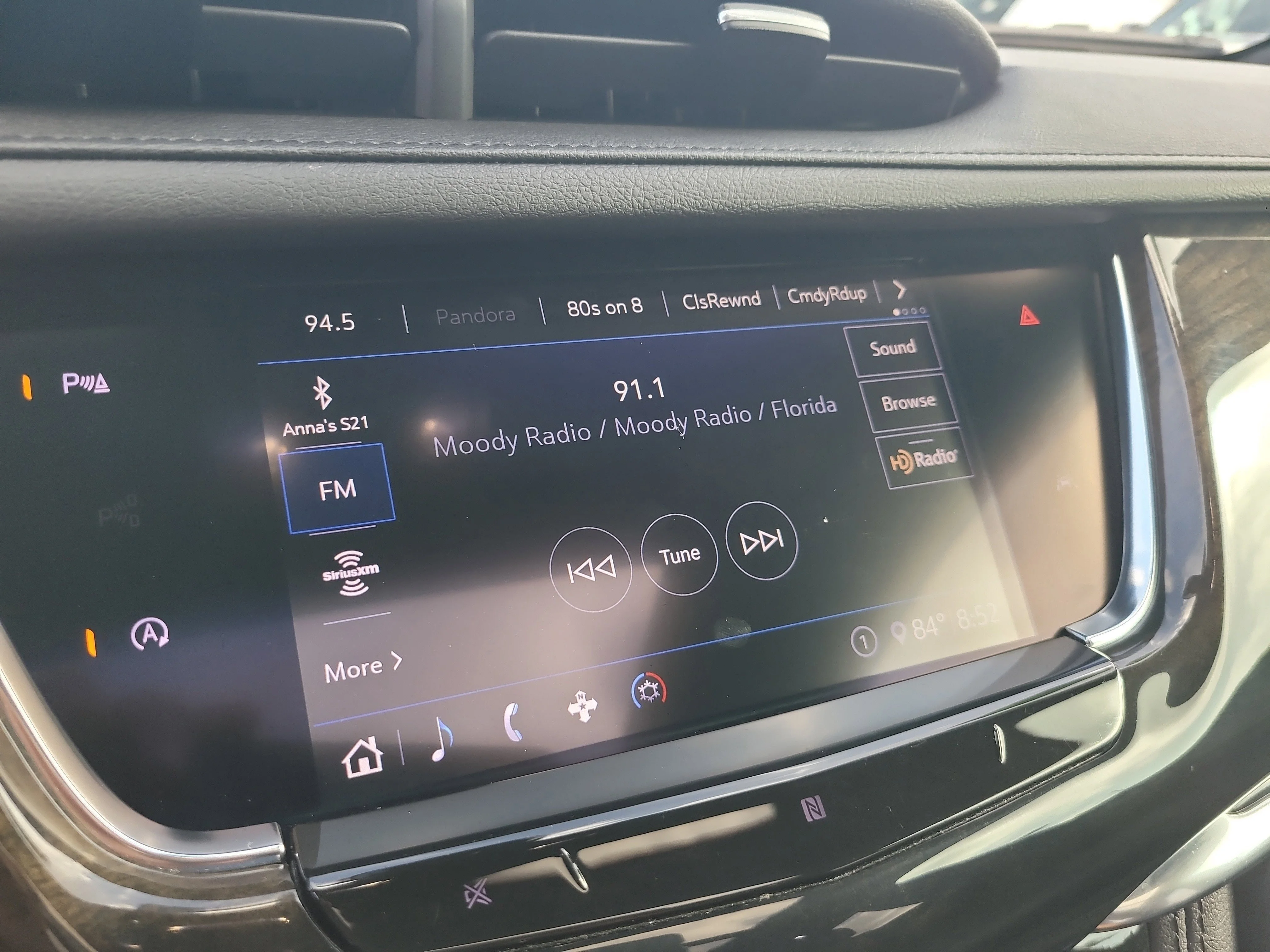 Used 2020 Garnet Metallic Cadillac FWD Premium Luxury image 23