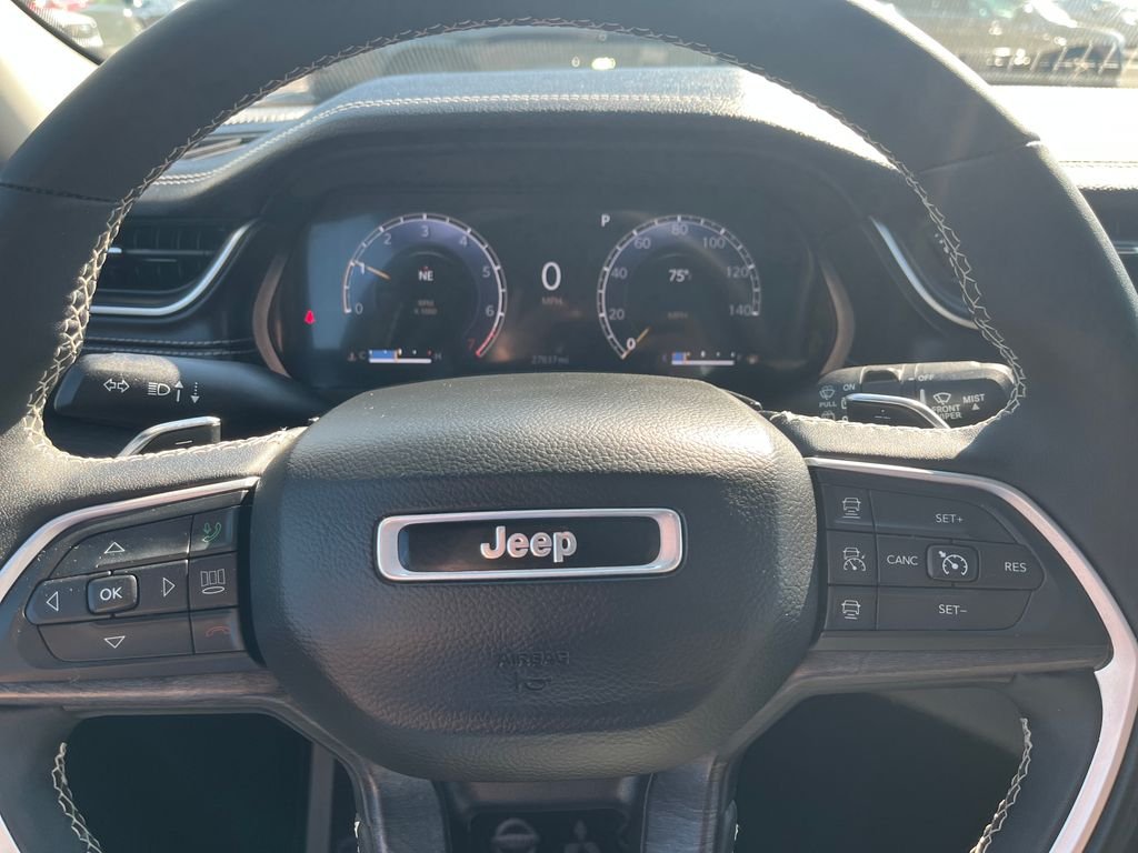 Used 2023 Black Jeep Limited image 14