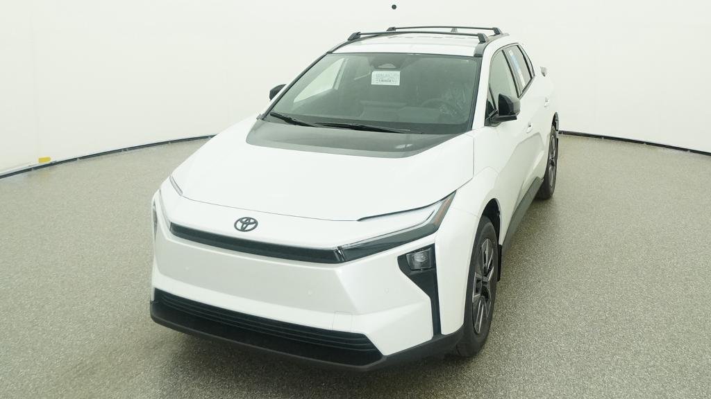 New 2026 Wind Chill Pearl Toyota XLE image 20