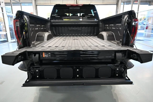 2026 GMC Sierra 2500HD AT4 - Photo 9