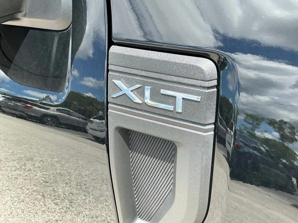 Used 2024 Black Ford XLT image 21