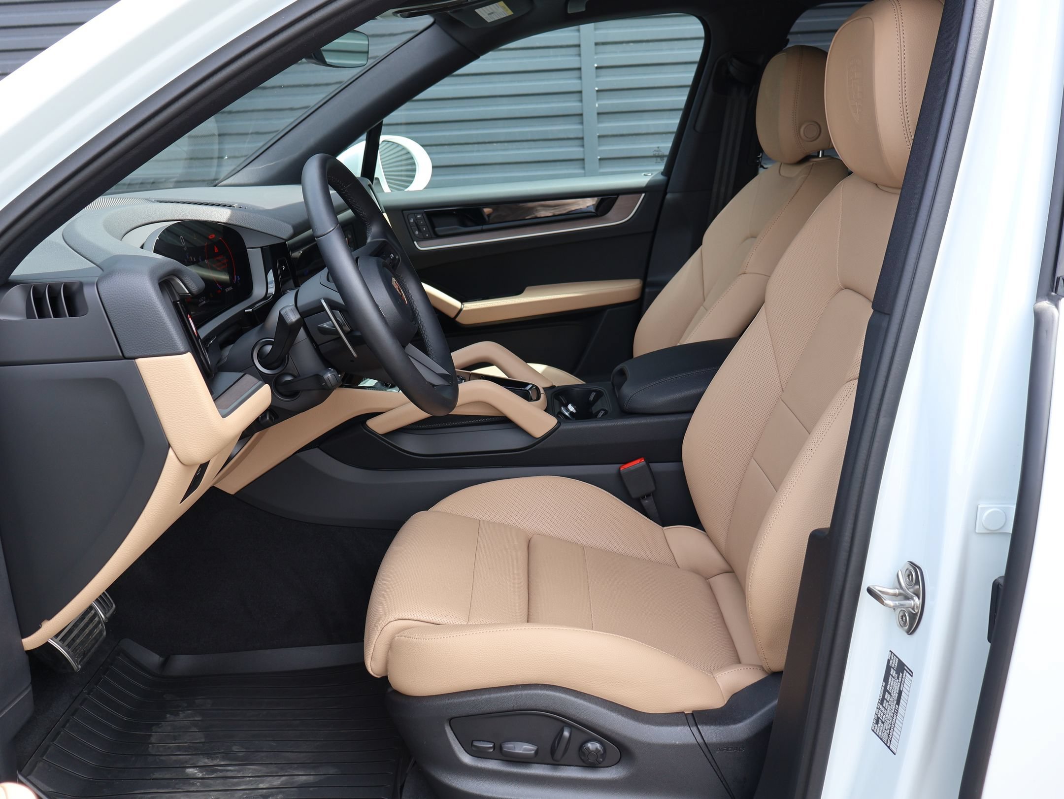 Certified Used 2026 White Porsche  image 5