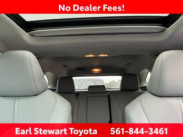 Used 2024  Toyota Limited image 17