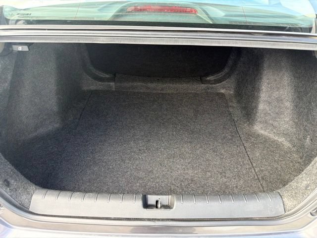 Used 2019  Honda LX image 15