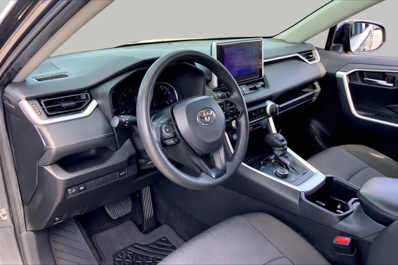 Used 2024 Magnetic Gray Metallic Toyota Hybrid XLE image 17