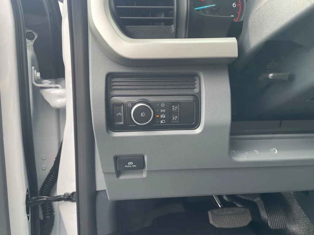New 2026 Oxford White Ford F-250® XLT image 12