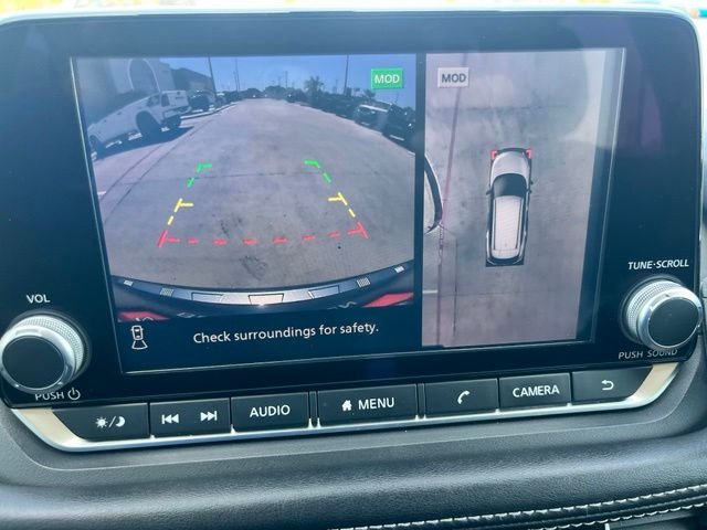 Used 2021 Gray Nissan SV image 10