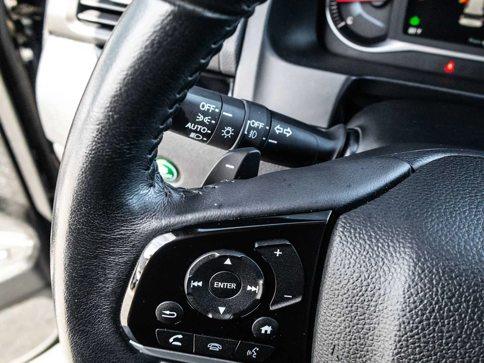 Used 2021  Honda Touring image 47