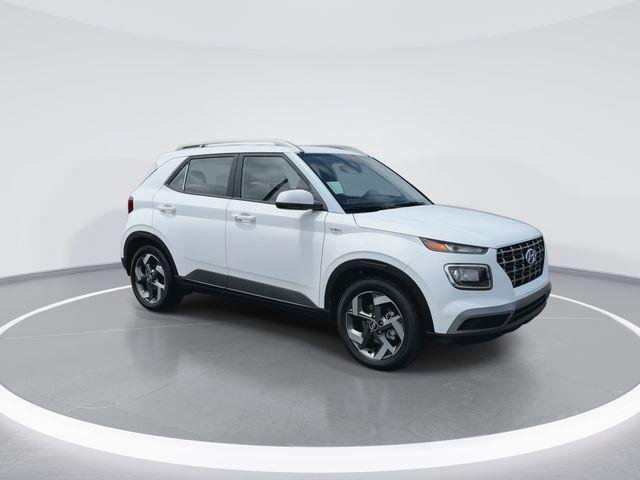 New 2026 White Hyundai SEL image 2