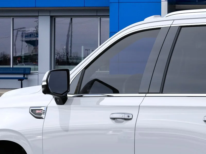 2026 GMC Yukon Denali - Photo 15