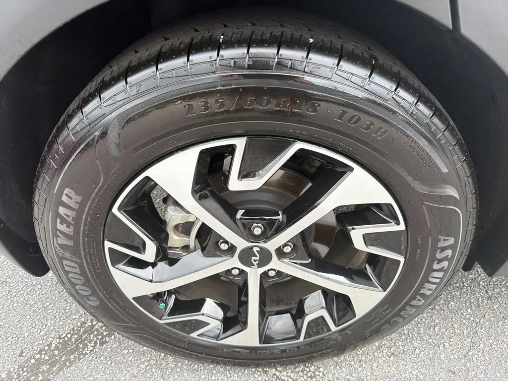 Used 2024 Gray Kia EX image 17