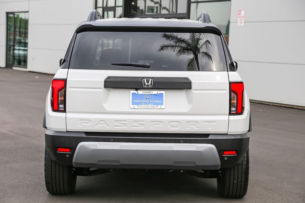 New 2026 Platinum White Pearl Honda RTL image 8
