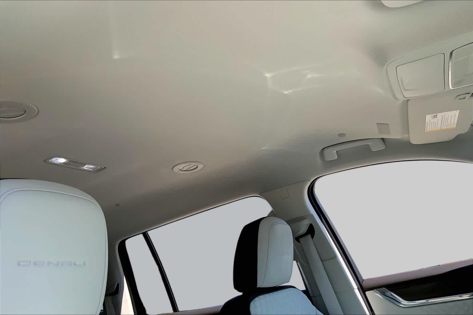 Used 2026 Glacier White Tricoat GMC FWD Denali image 14