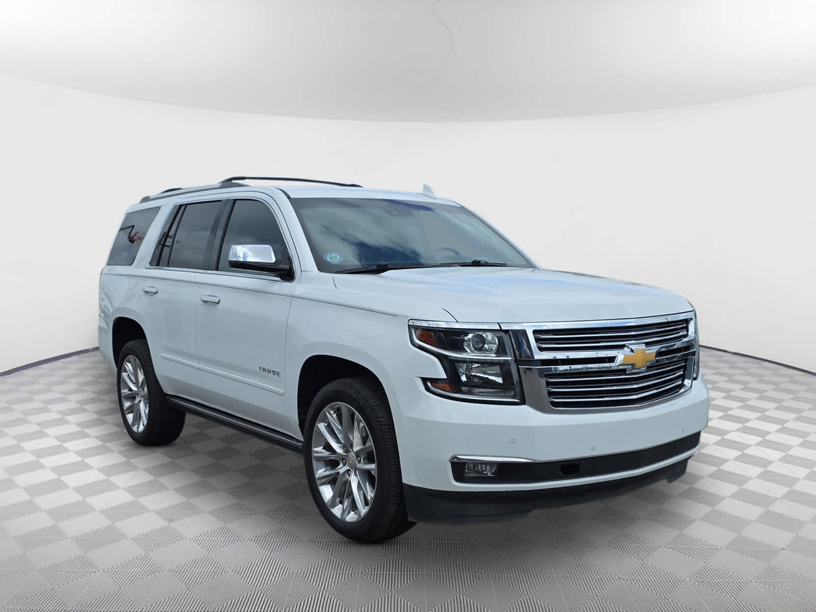2019 Chevrolet Tahoe 4WD Premier's photo