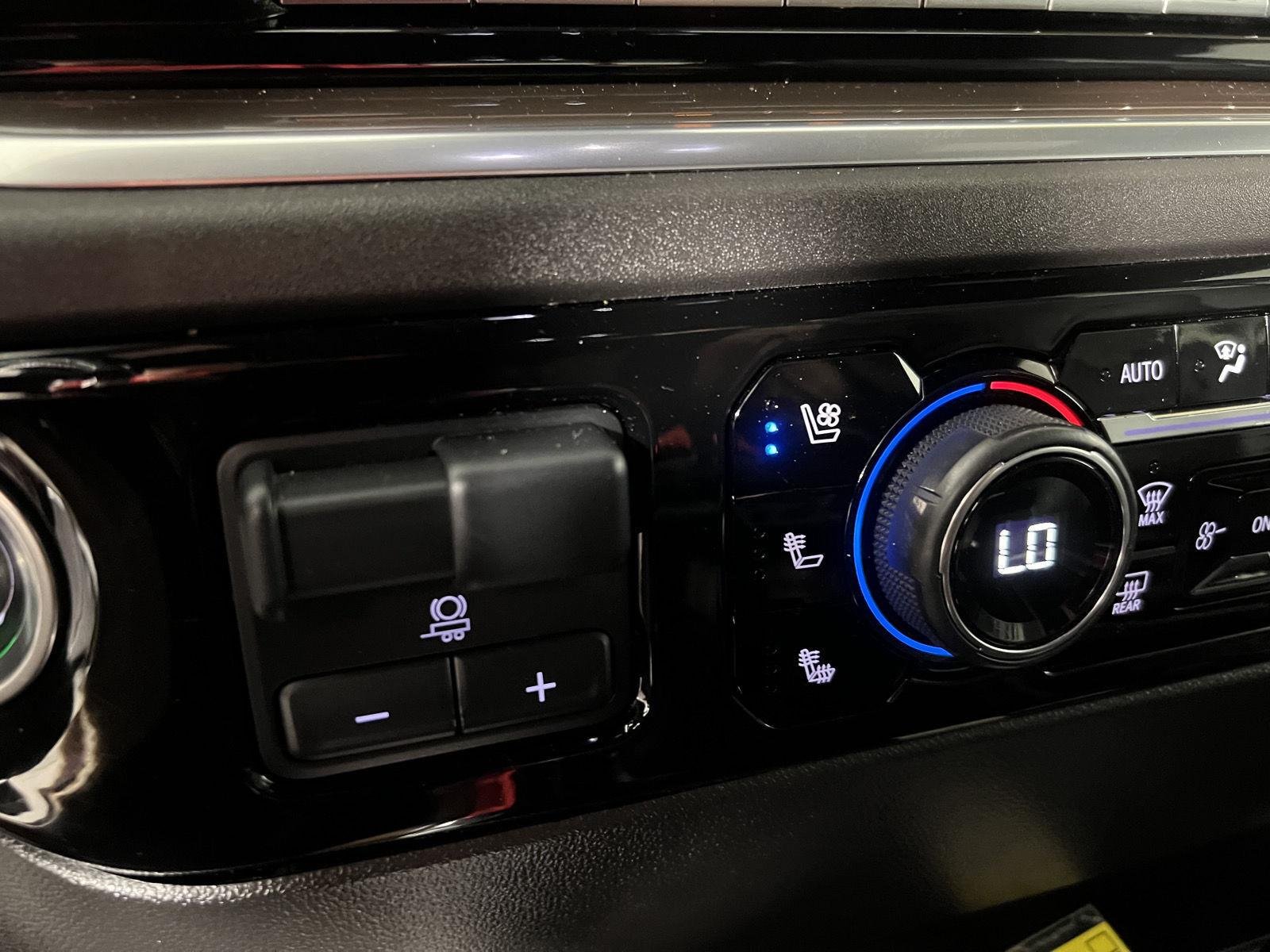 Used 2022 CHERRY RED TINTCOAT Chevrolet High Country image 8