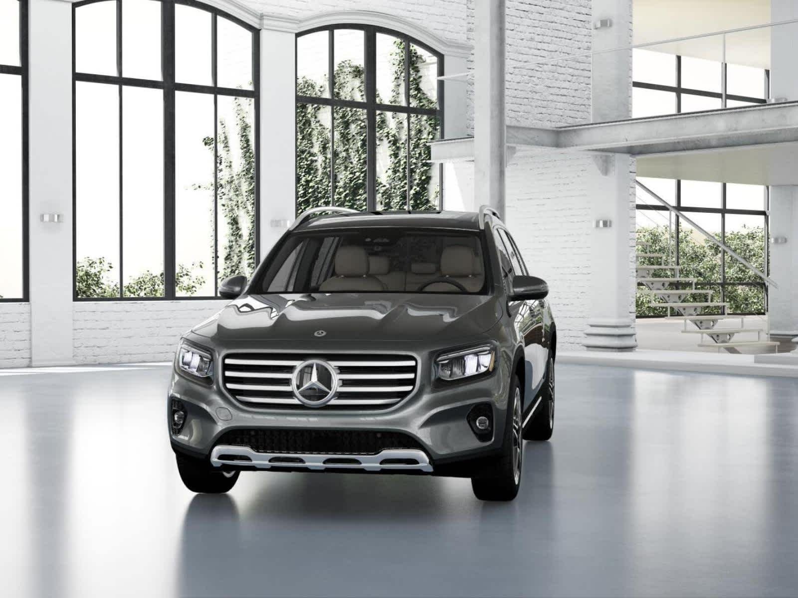 Used 2026 Mountain Grey Metallic Mercedes-Benz GLB 250 image 41