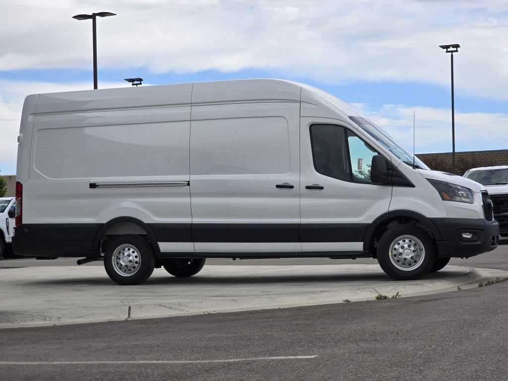 New 2026 Oxford White Ford XL image 25