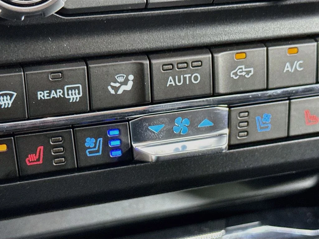 New 2026 Avalanche Ford F-250® Lariat® image 18