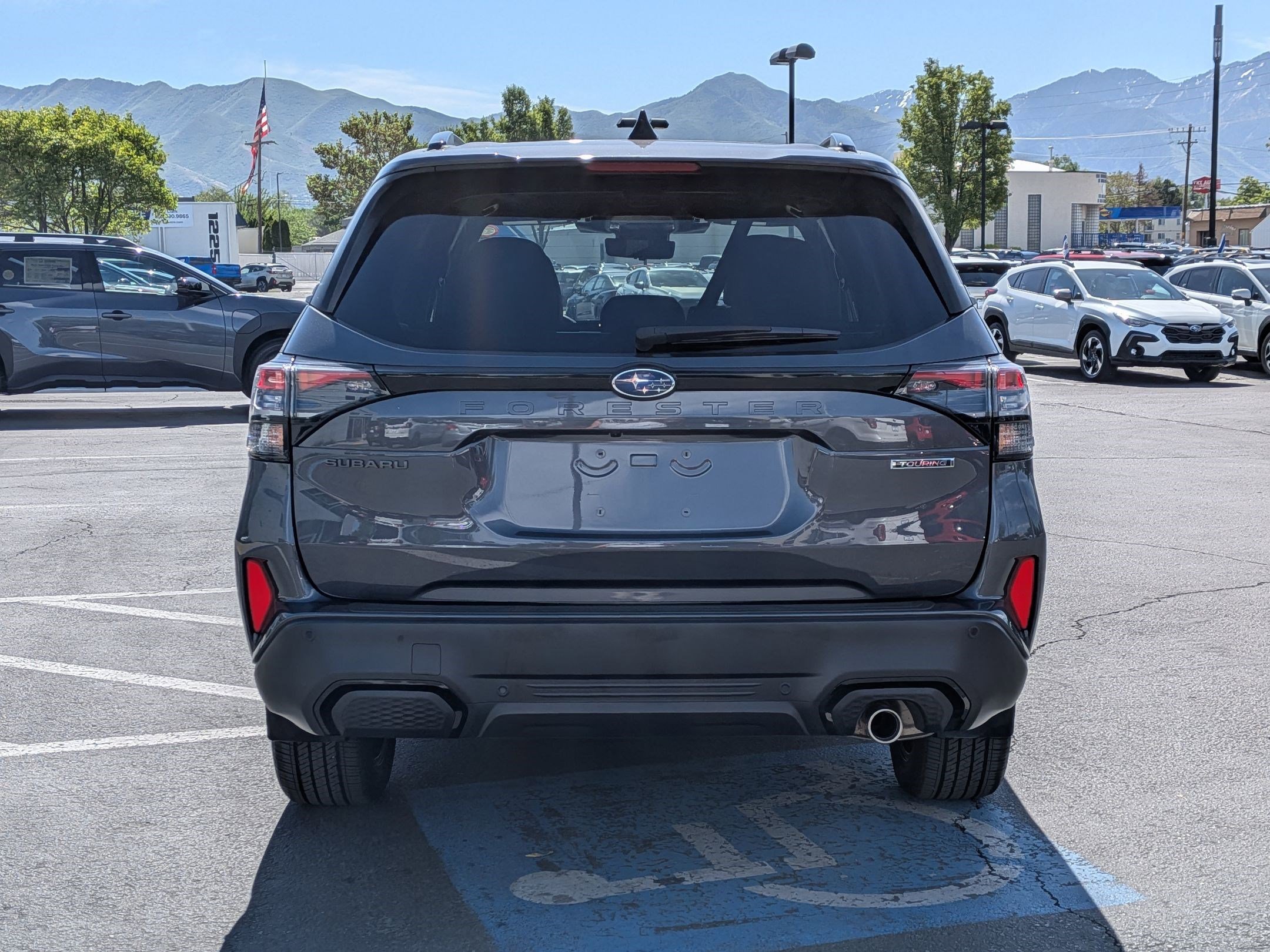 Used 2025 Magnetite Gray Metallic Subaru Touring image 4
