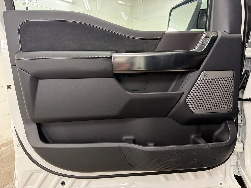 New 2026 White Ford Platinum image 15