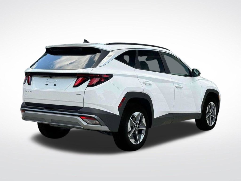 New 2025 White Hyundai SEL AWD image 26